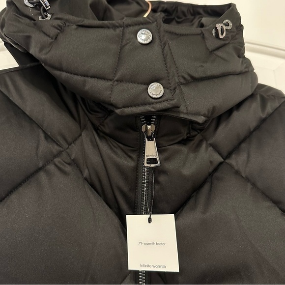 NWT Calvin Klein Hooded Satin Puffer Jacket, size L - Picture 4 of 15